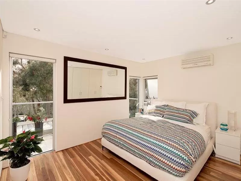 5/2 Castlefield Street, Bondi Sold by Ballard Property - image 4