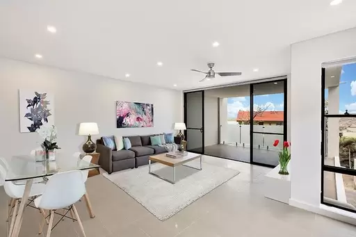 2/47 Bond Street, Maroubra Leased by Ballard Property