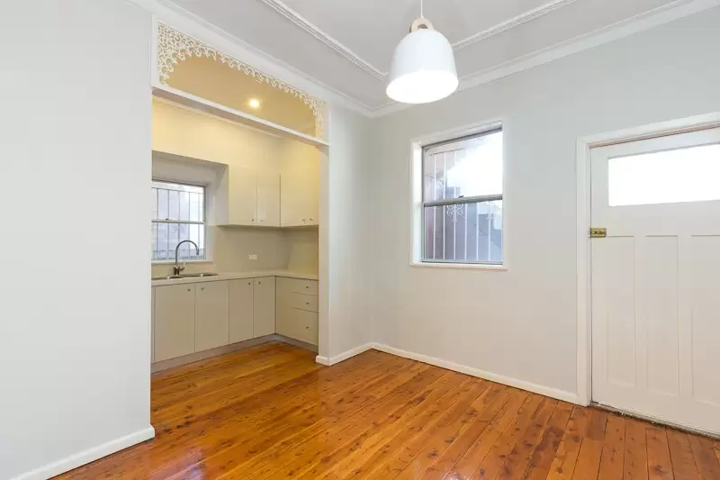 1/70 Plowman Street, North Bondi Leased by Ballard Property - image 2