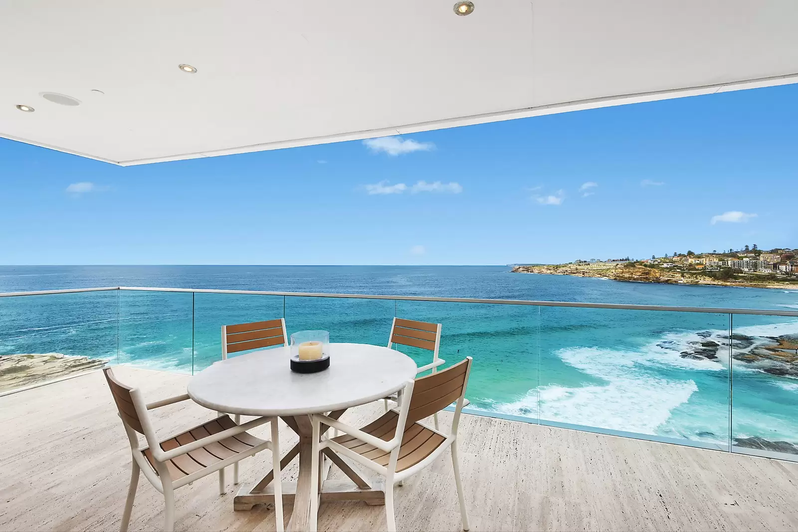 4/11 Kenneth Street, Tamarama Sold by Ballard Property - image 1