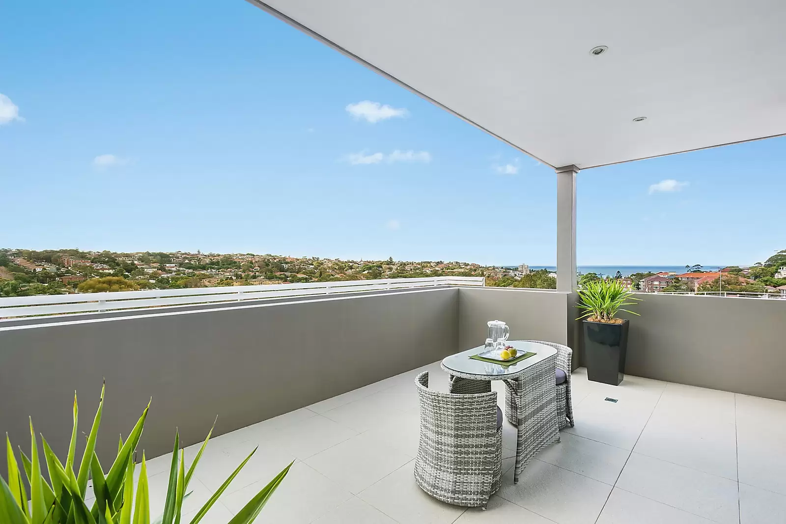 8/38 Coogee Bay Road, Randwick Sold by Ballard Property - image 2