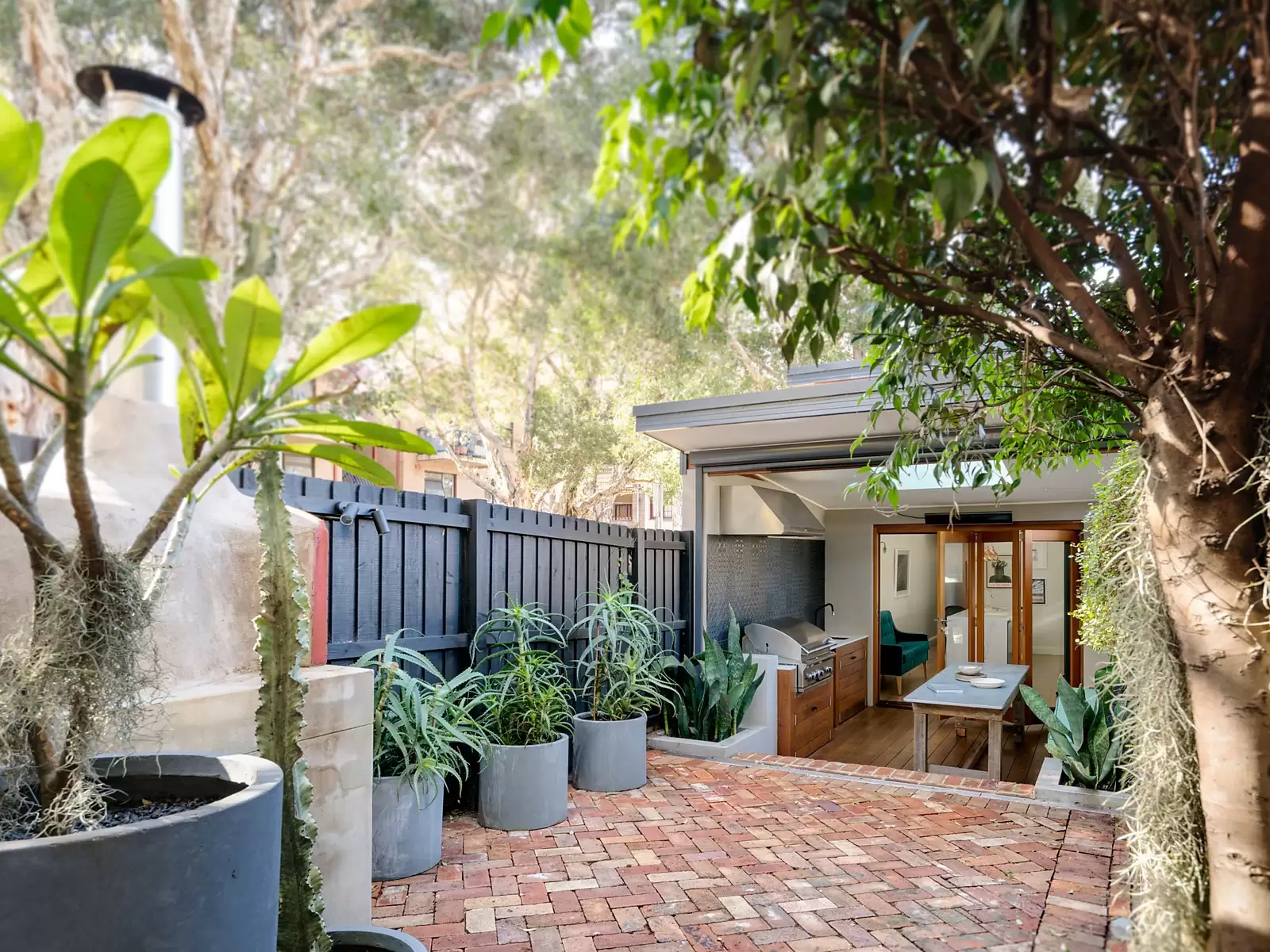 573 Riley Street, Surry Hills Sold by Ballard Property - image 4