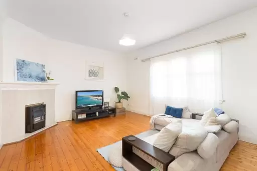 82 Haig St, Maroubra Leased by Ballard Property