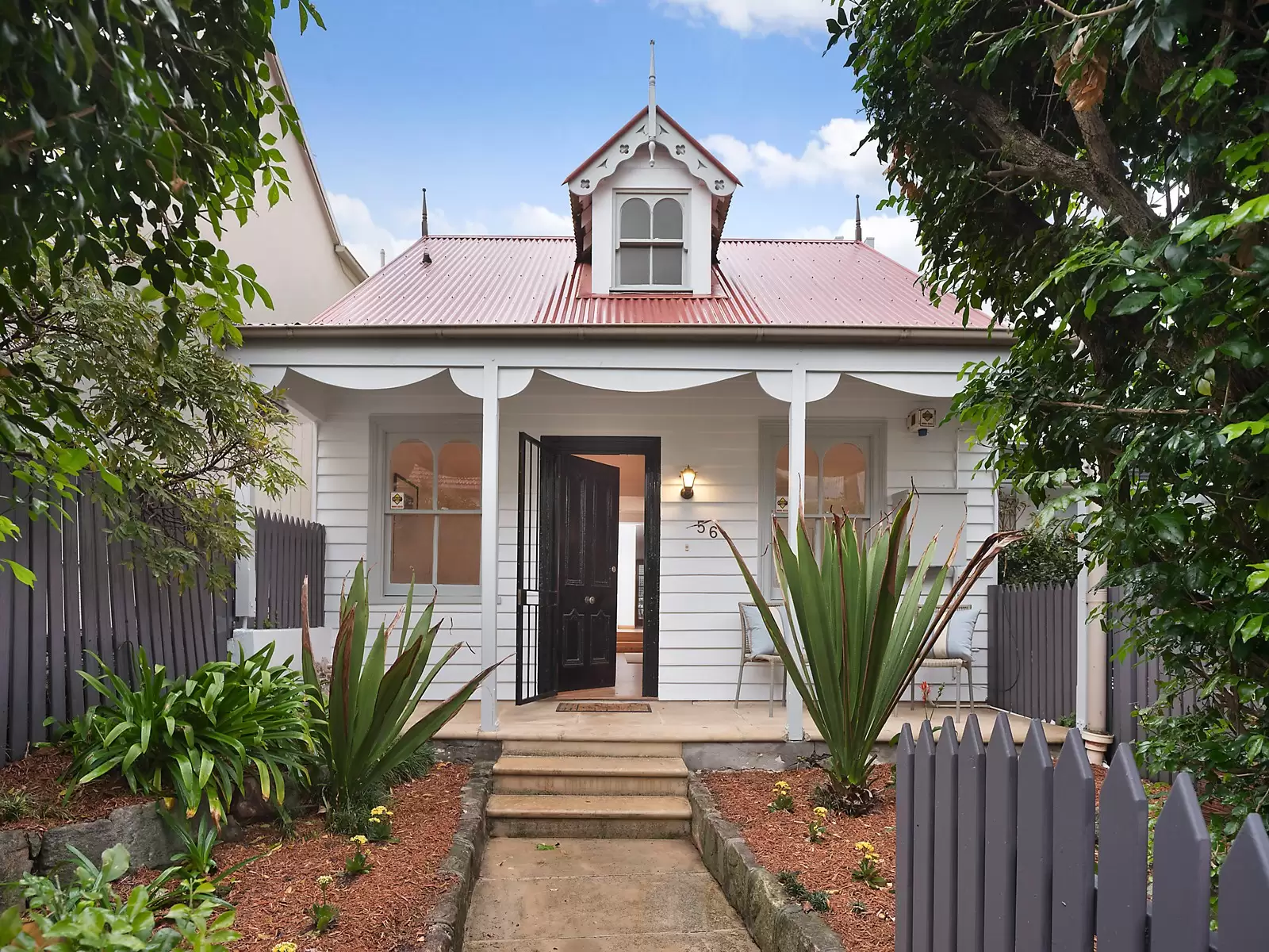 56 Underwood Street, Paddington Sold by Ballard Property - image 1