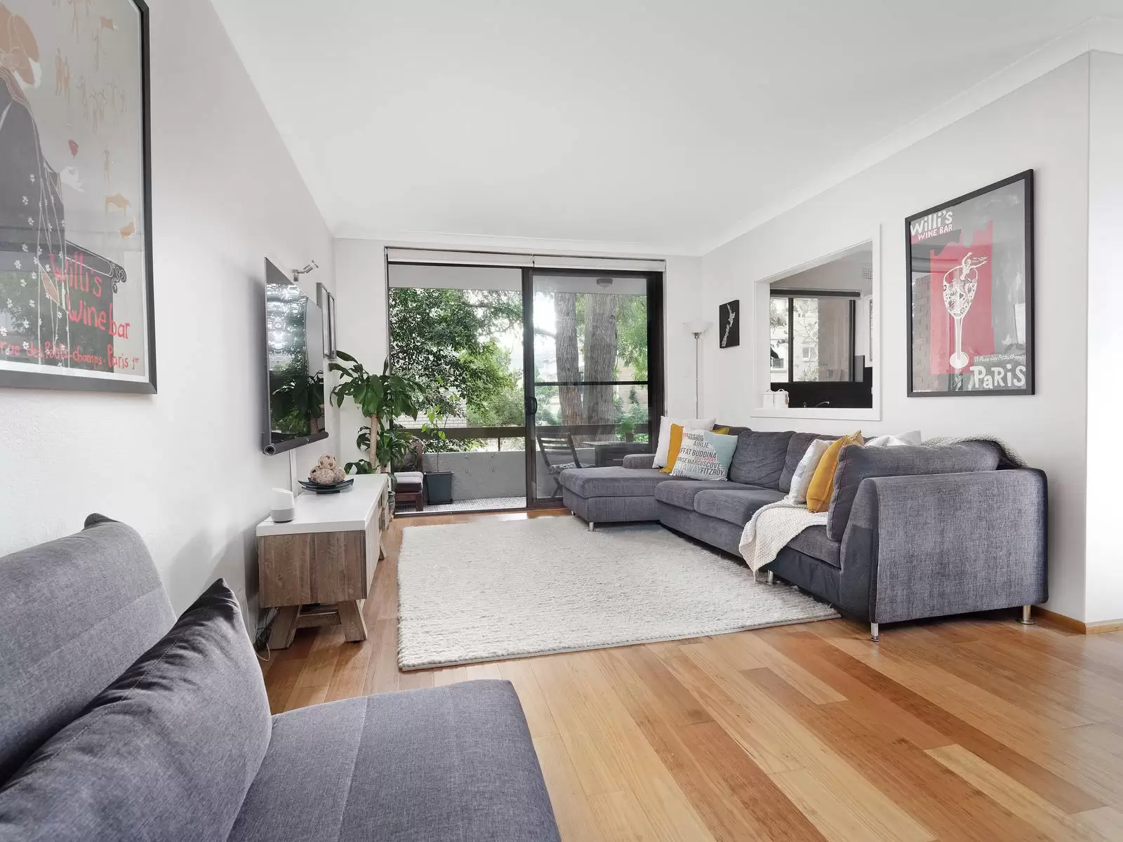 10/15-21 Dudley Street, Coogee Sold by Ballard Property - image 1