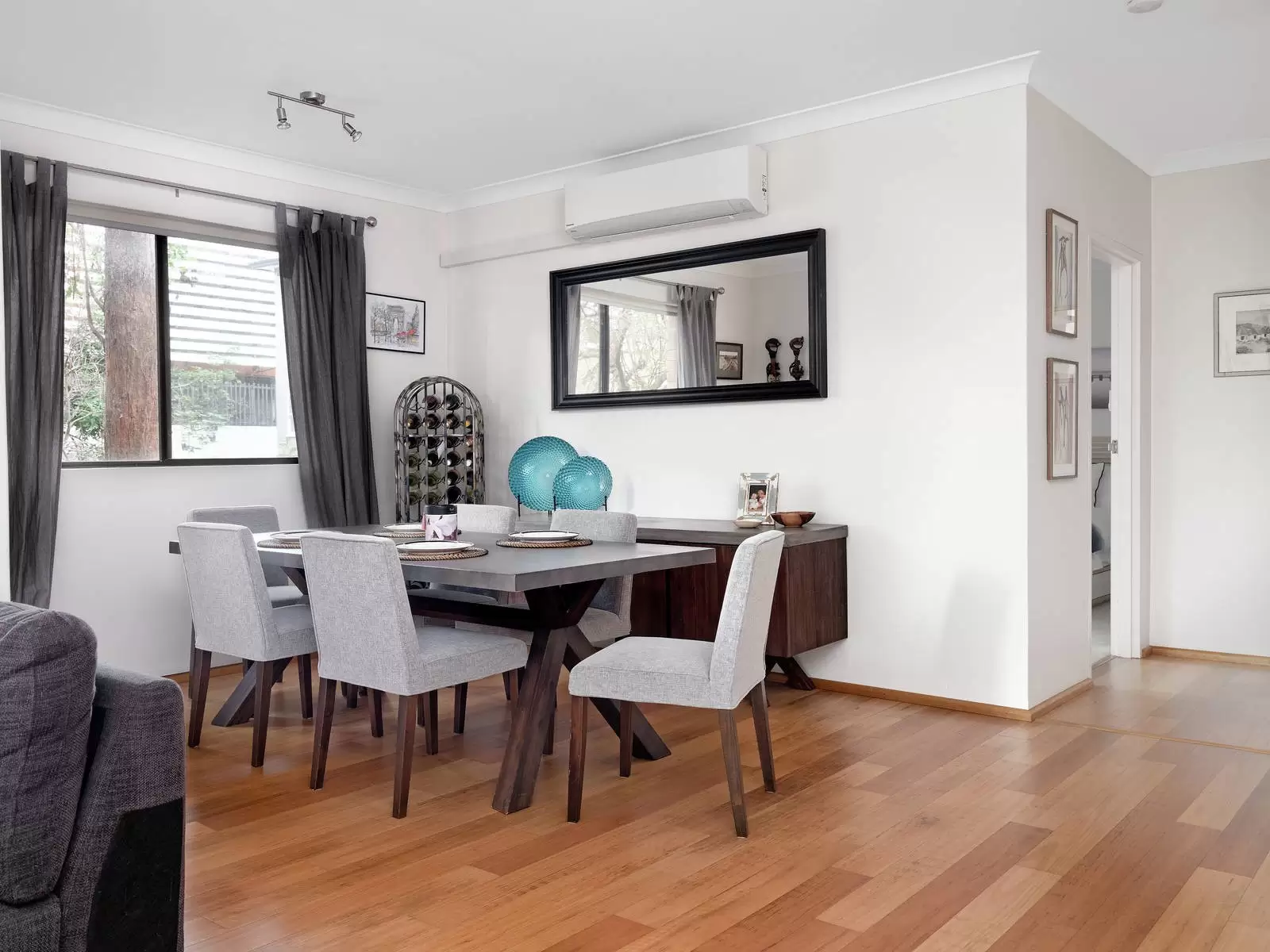 10/15-21 Dudley Street, Coogee Sold by Ballard Property - image 2