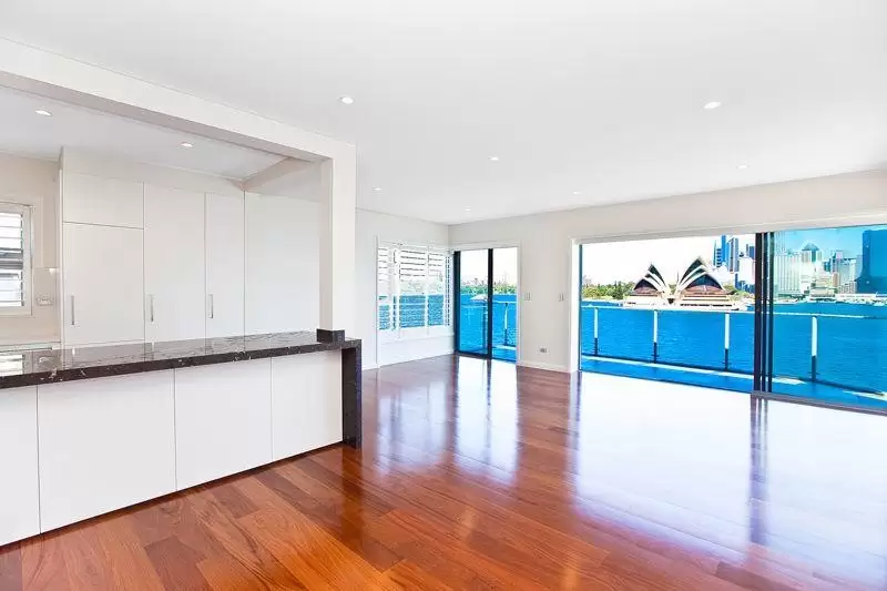 6/15 Waruda Street, Kirribilli Leased by Ballard Property - image 2