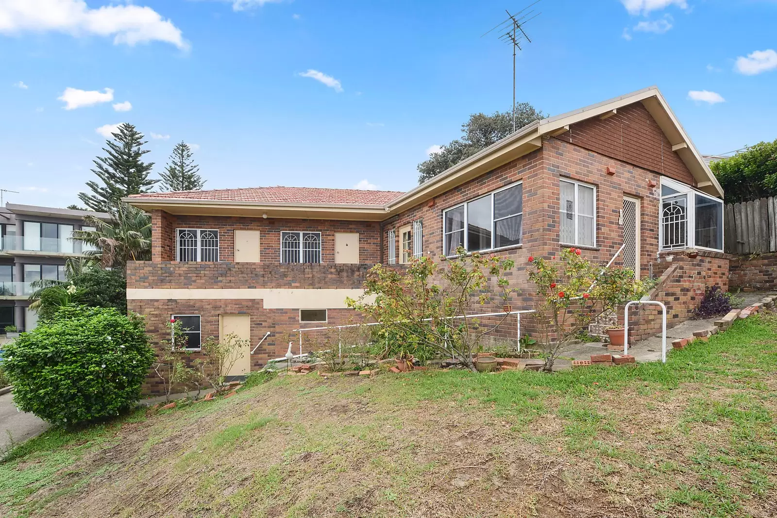 1 Mermaid Avenue, Maroubra Sold by Ballard Property - image 6