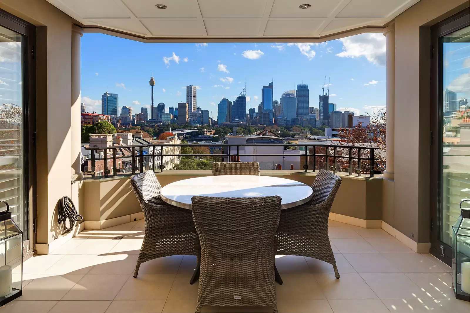 602/14 Macleay Street, Potts Point Sold by Ballard Property - image 1