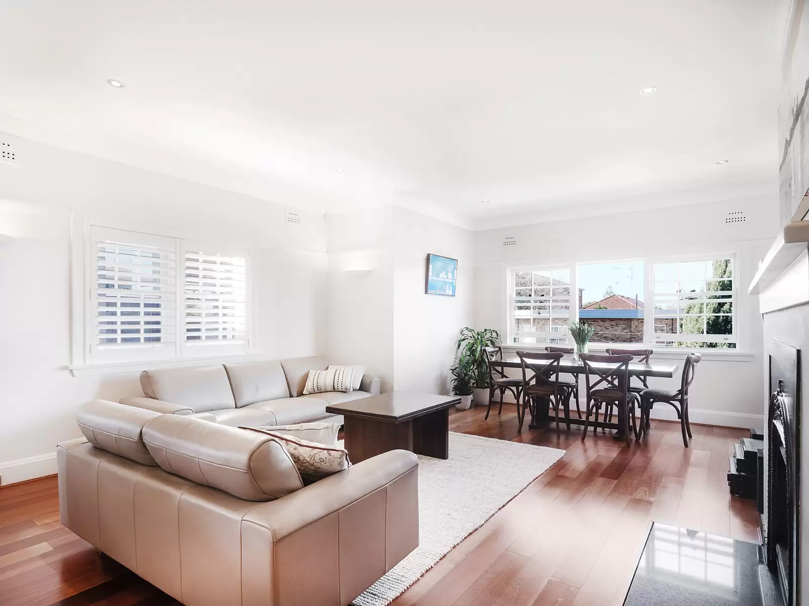 5/4 Mount Street, Coogee Sold by Ballard Property - image 2