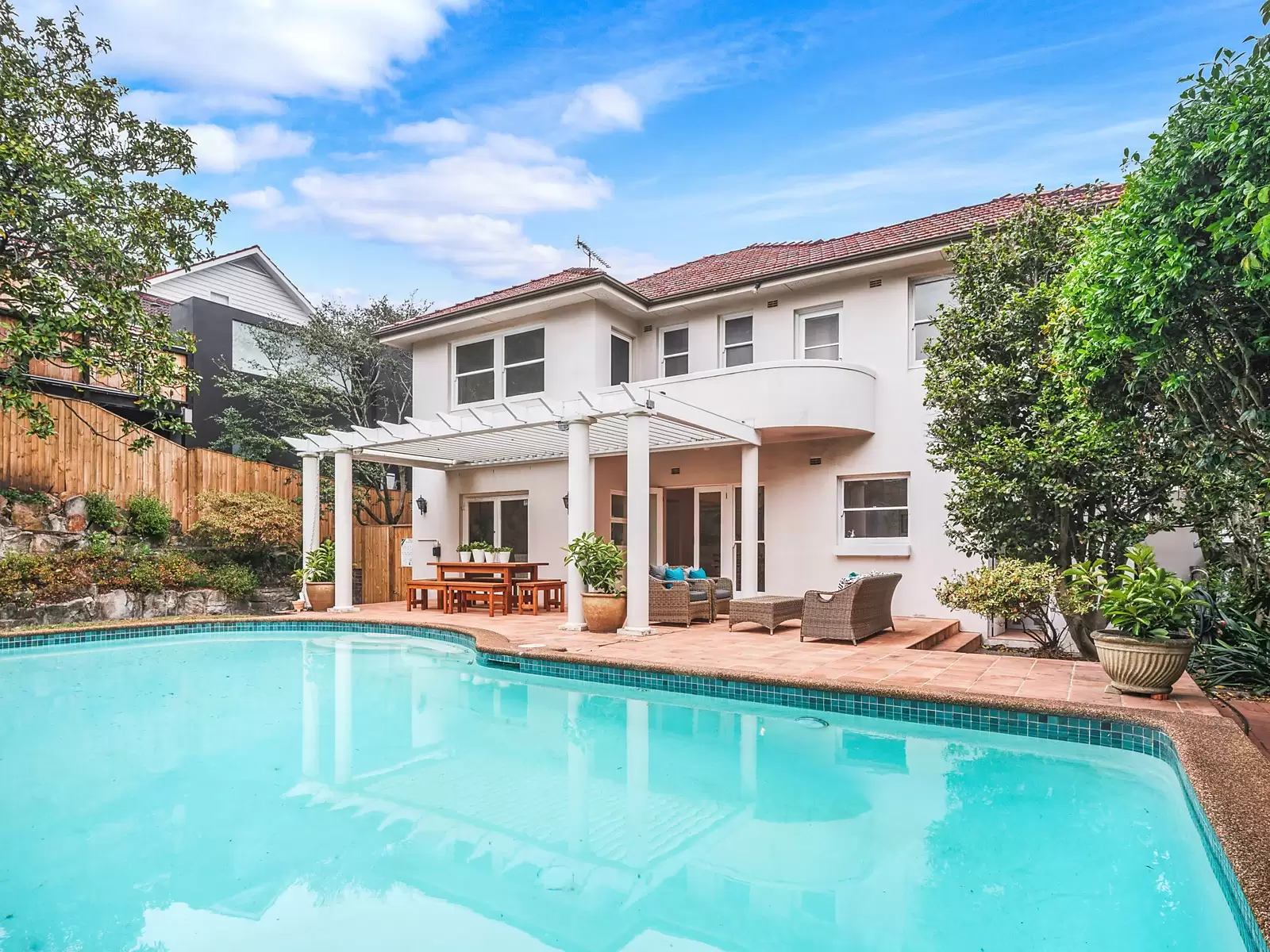 16 Mansion Road, Bellevue Hill Sold by Ballard Property - image 1