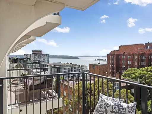 C901/2A Elizabeth Bay Road, Elizabeth Bay Sold by Ballard Property