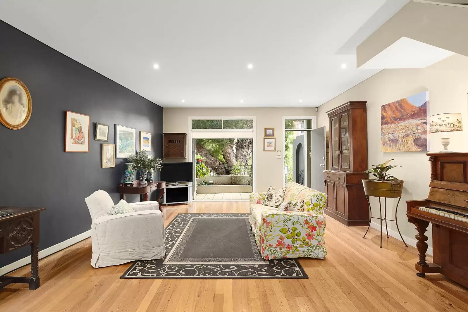 306 Edgecliff Road, Woollahra Sold by Ballard Property - image 3