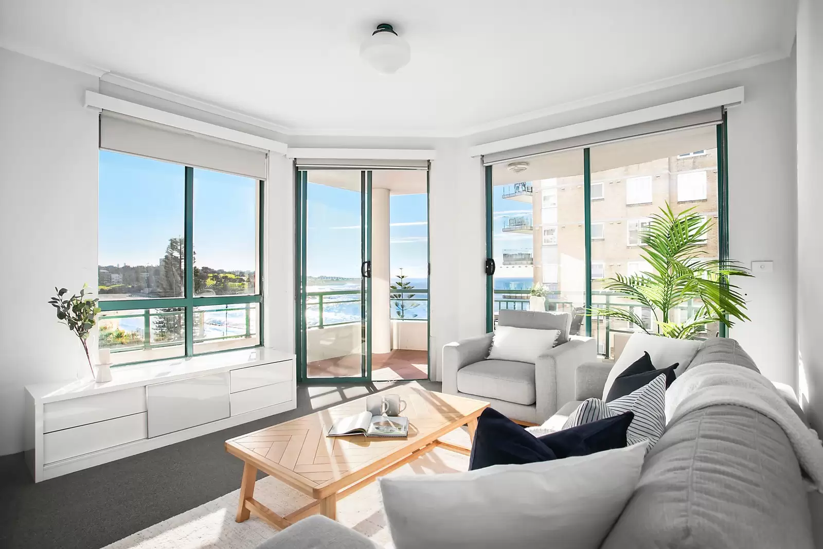 702/56 Carr Street, Coogee Sold by Ballard Property - image 3