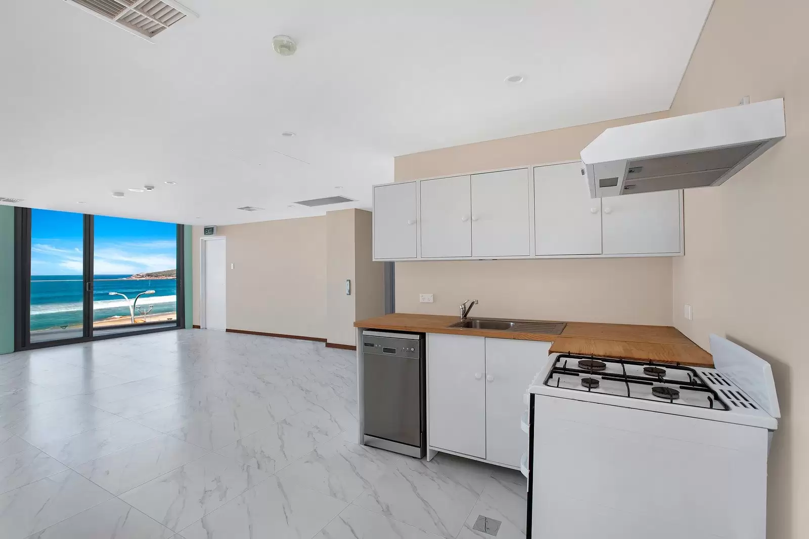 1/176 Marine Parade, Maroubra Leased by Ballard Property - image 3