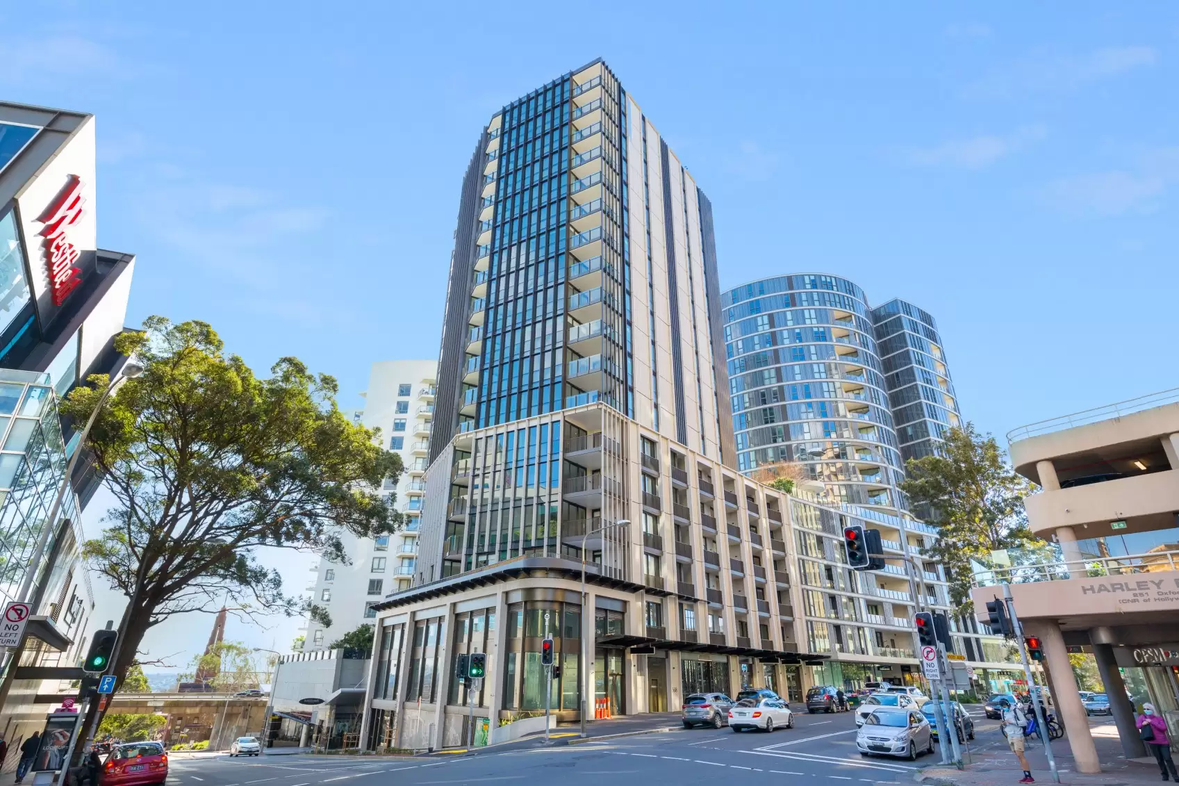 701/552-568 Oxford Street, Bondi Junction Leased by Ballard Property - image 1