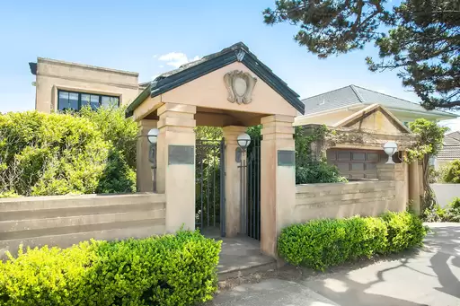 180 Old South Head Road, Vaucluse Sold by Ballard Property