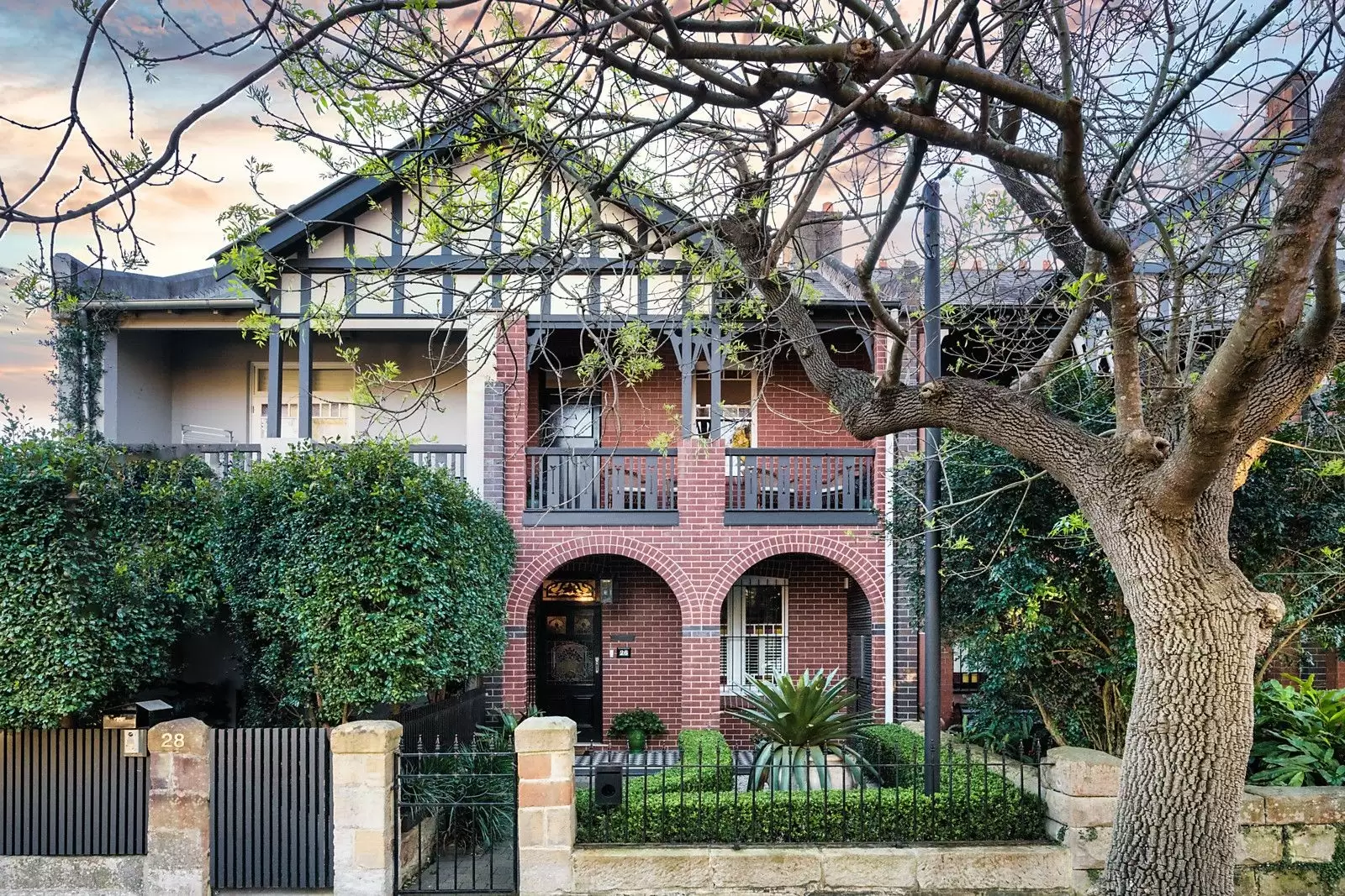 26 Cook Road, Centennial Park Leased by Ballard Property - image 2