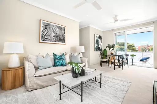 8/75 Arden Street, Coogee Sold by Ballard Property