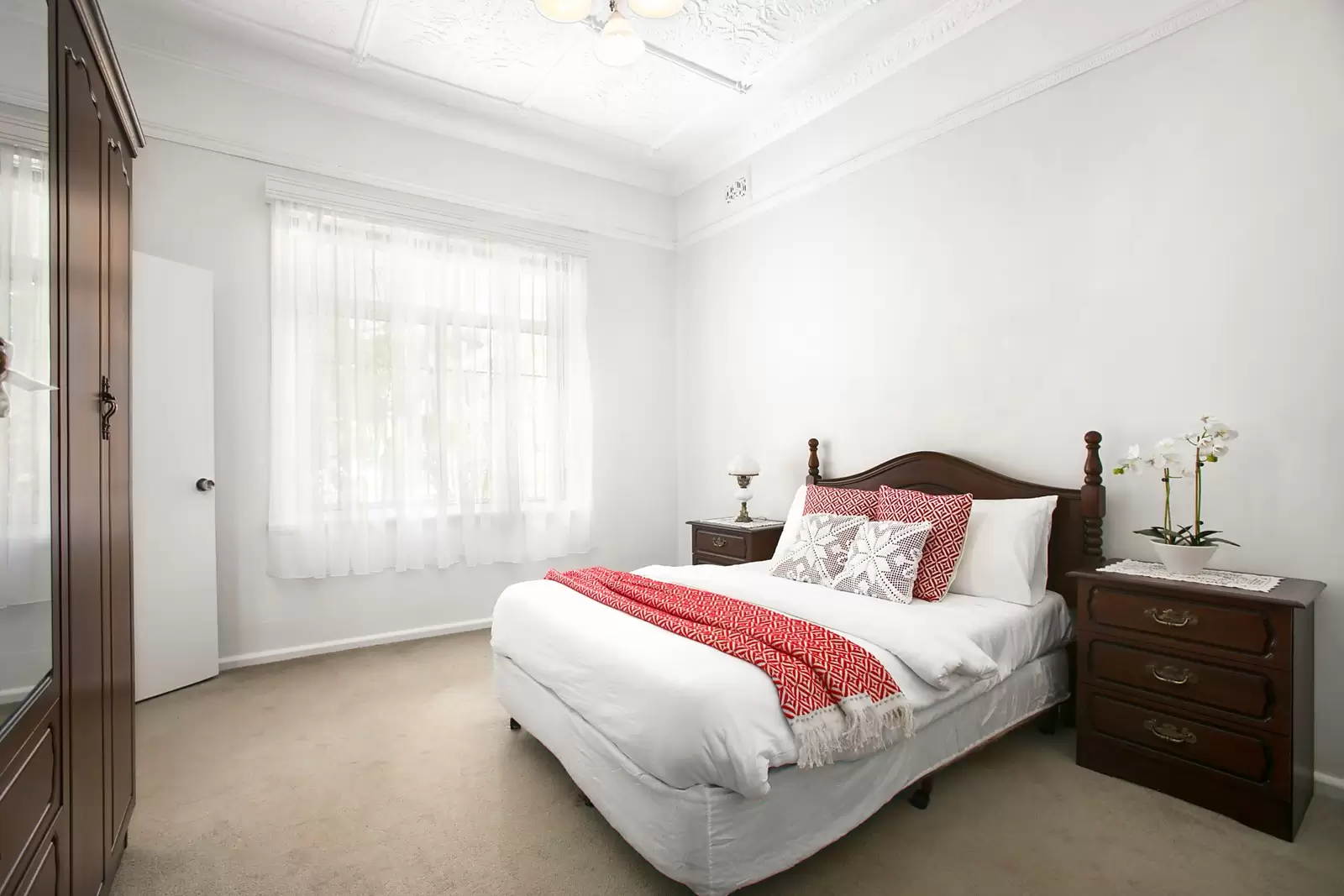 39 Milroy Avenue, Kensington Sold by Ballard Property - image 7