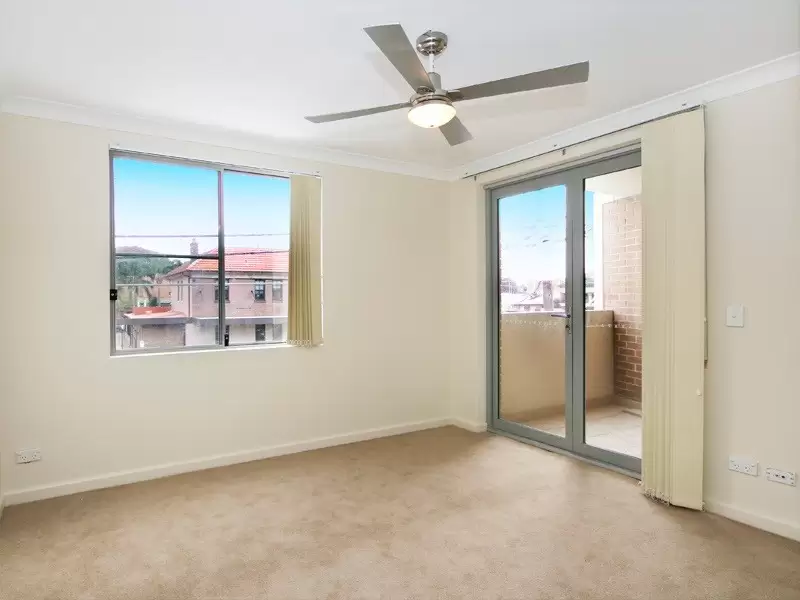 2/155-157 Perry Street, Matraville Leased by Ballard Property - image 1