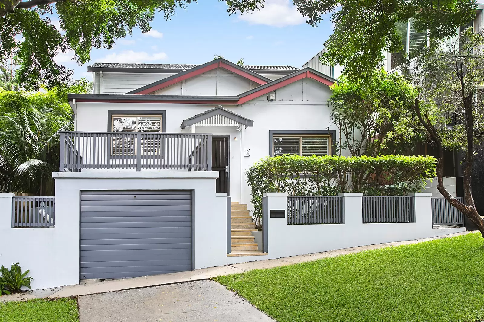 12 Woodland Street, Coogee Sold by Ballard Property - image 1