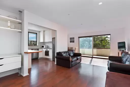 5/71 Penkivil Street, Bondi Sold by Ballard Property