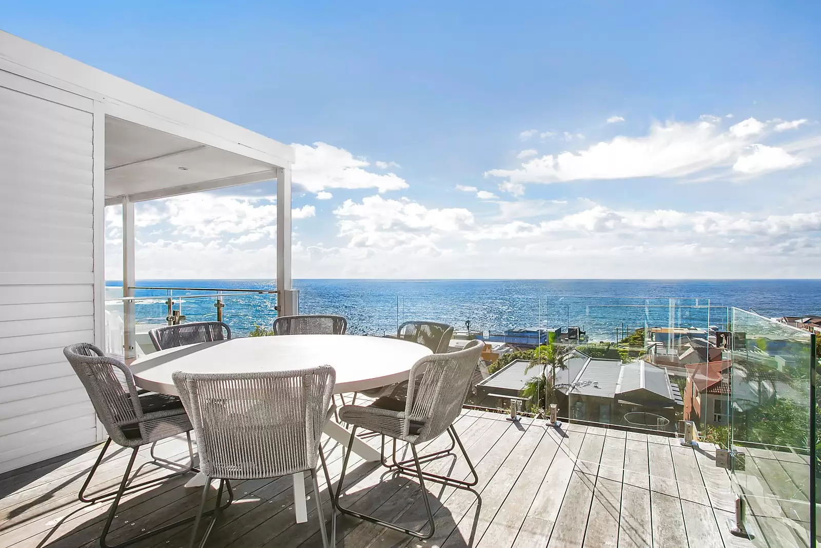 73 Denning Street, South Coogee Sold by Ballard Property - image 1