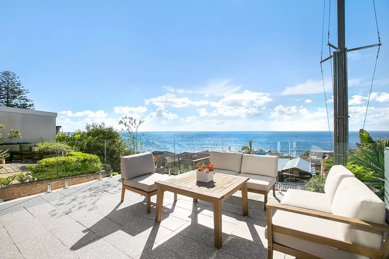 73 Denning Street, South Coogee Sold by Ballard Property - image 3