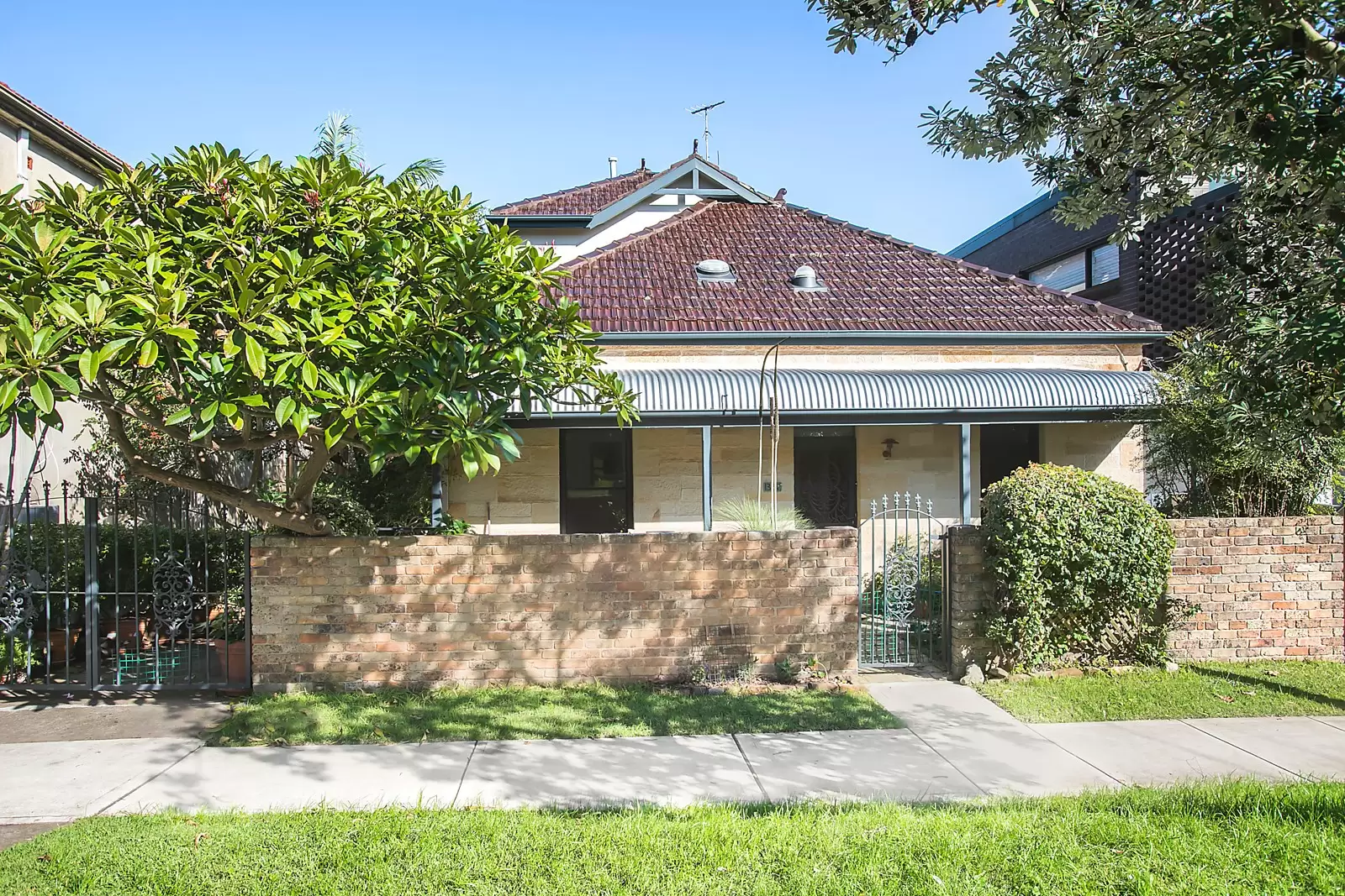 13 Busby Parade, Bronte Sold by Ballard Property - image 15