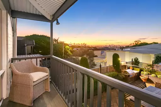 51 Edgecliff Road, Woollahra Sold by Ballard Property