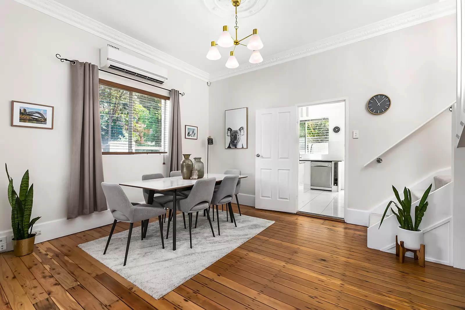 52 Todman Avenue, Kensington Sold by Ballard Property - image 3