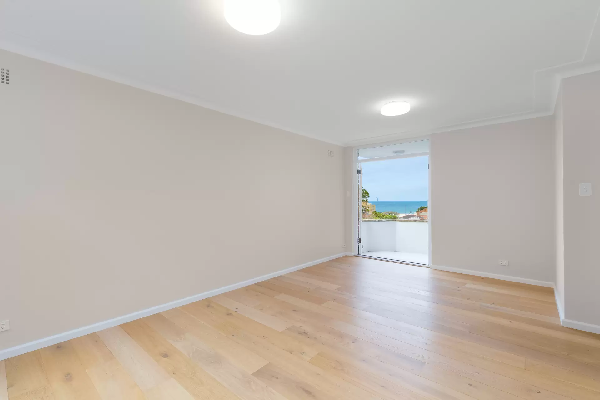 4/135A Brook Street, Coogee Leased by Ballard Property - image 1