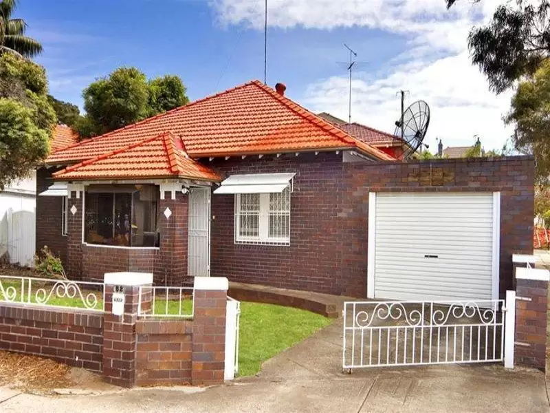 82 Haig Street, Maroubra Sold by Ballard Property - image 2