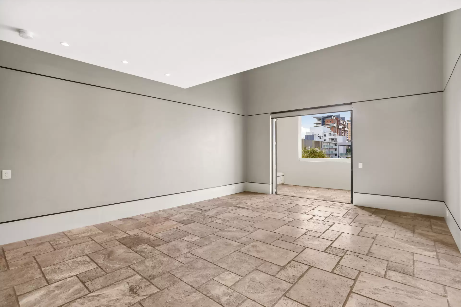 207/18 Danks Street, Waterloo Leased by Ballard Property - image 2
