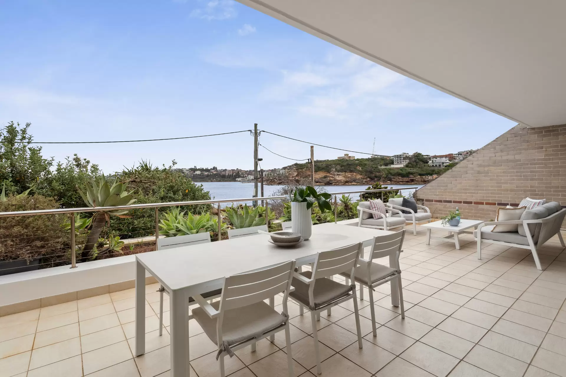2/44 Cliffbrook Parade, Clovelly Leased by Ballard Property - image 1