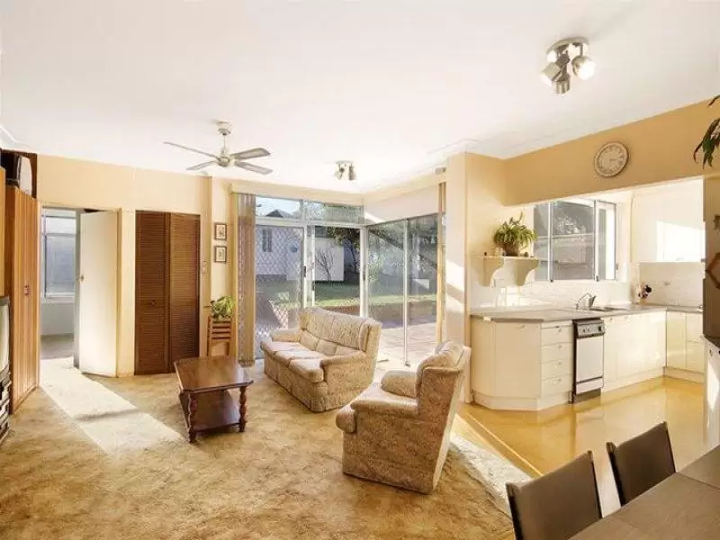 24 Holden Street, Maroubra Sold by Ballard Property - image 3