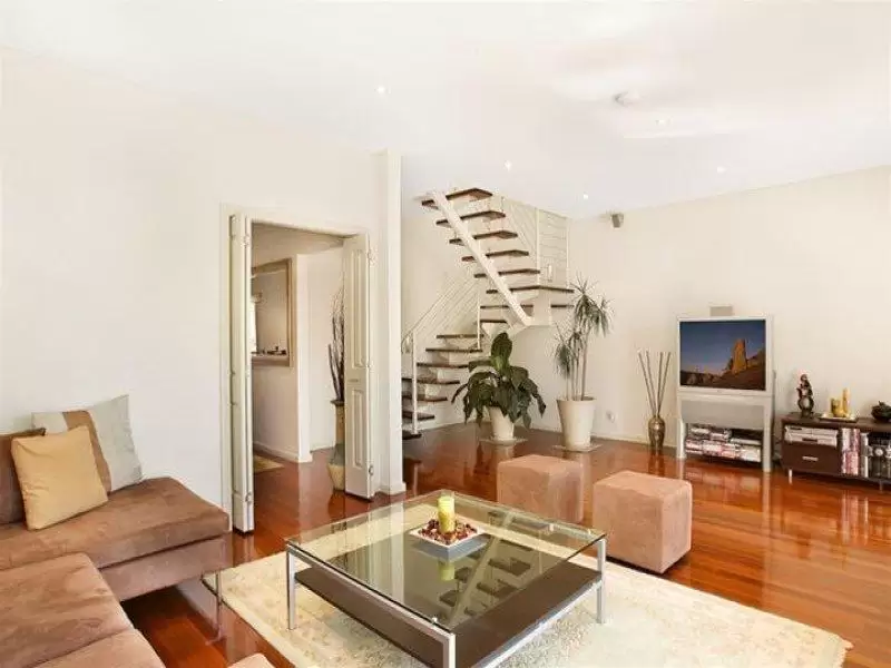 80 Denning Street, Coogee Sold by Ballard Property - image 2