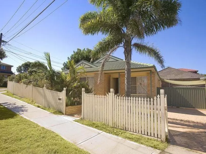 1 Hastings Avenue, Chifley Sold by Ballard Property - image 2