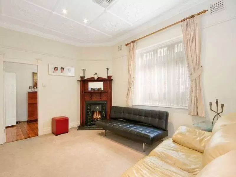 9 Pacific Street, Clovelly Sold by Ballard Property - image 3