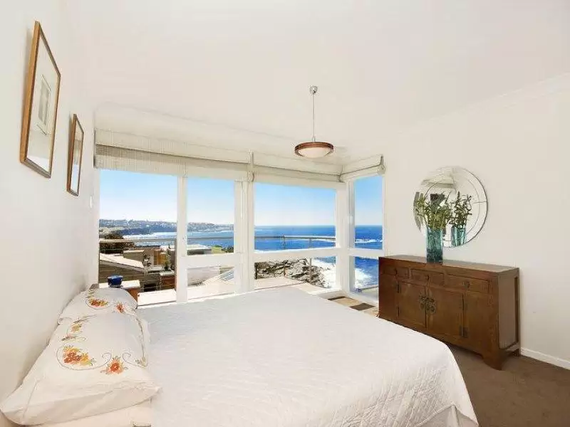 19 Cairo Street, Coogee Sold by Ballard Property - image 2