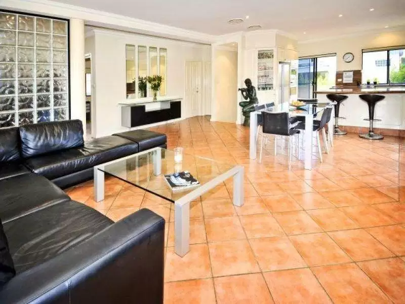 261 Storey Street, Maroubra Sold by Ballard Property - image 2