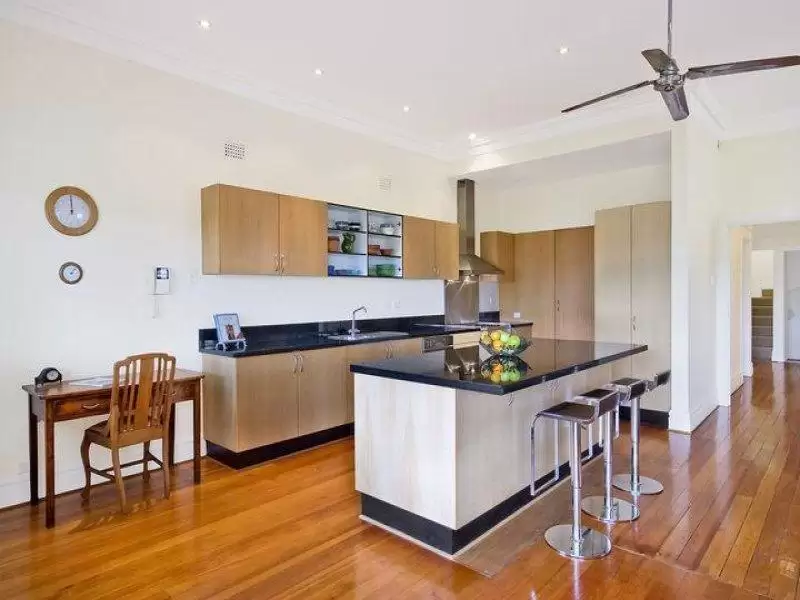 40 Brook Street, Coogee Sold by Ballard Property - image 3