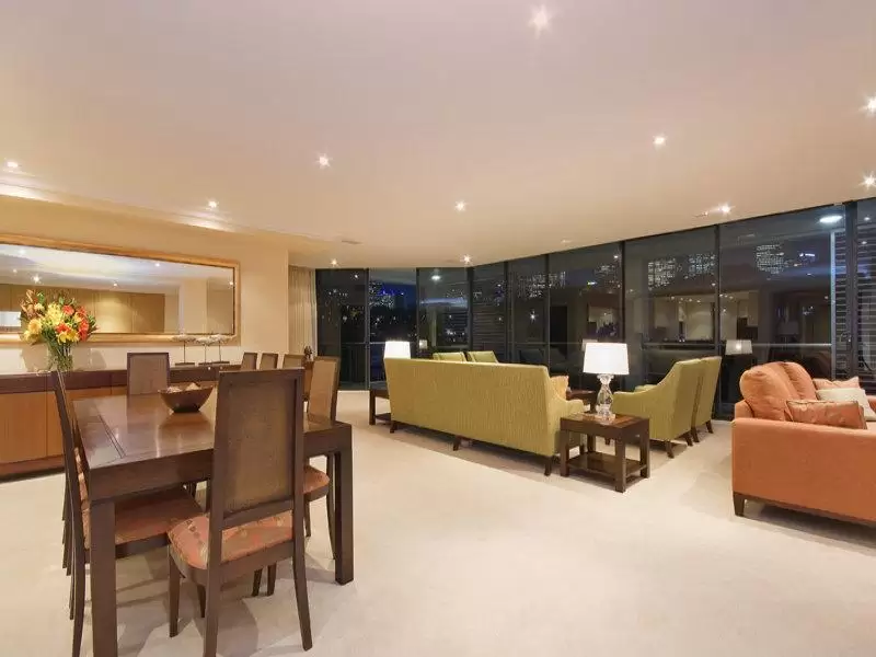 3/6 Cowper Wharf Road, Woolloomooloo Sold by Ballard Property - image 4