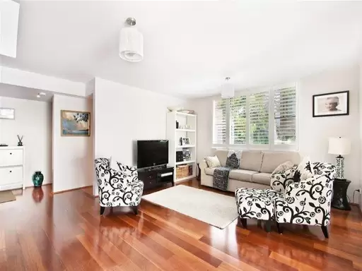 16/1 Tewkesbury Avenue, Darlinghurst Sold by Ballard Property