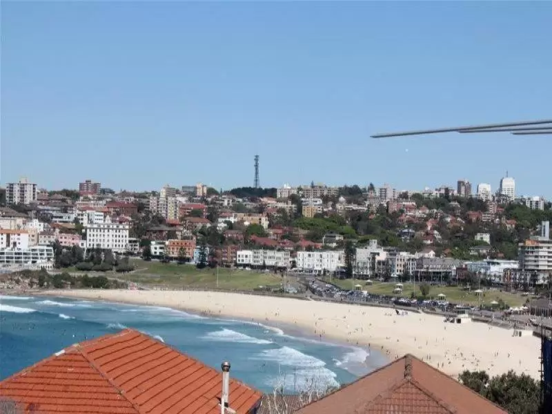 170 Hastings Parade, North Bondi Sold by Ballard Property - image 1